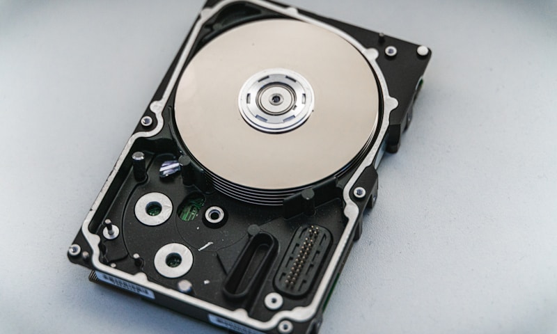 Recupero dati da hard disk aziendale danneggiato: procedura e priorità 6